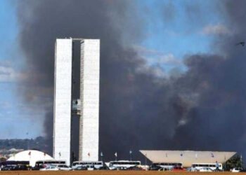 Foco em questões de costumes é 'cortina de fumaça' antiga do bolsonarismo, dizem defensores do governo