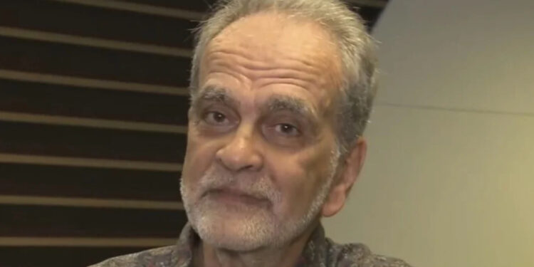 Maurício Kubrusly, ex-repórter da Globo, deixa São Paulo para viver no sul da Bahia após diagnóstico de demência.