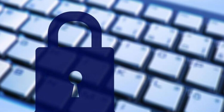 A CPI dos Atos Golpistas aprovou a quebra de sigilos de Carla Zambelli e Walter Delgatti Neto, além de reconvocar o tenente-coronel Mauro Cid.