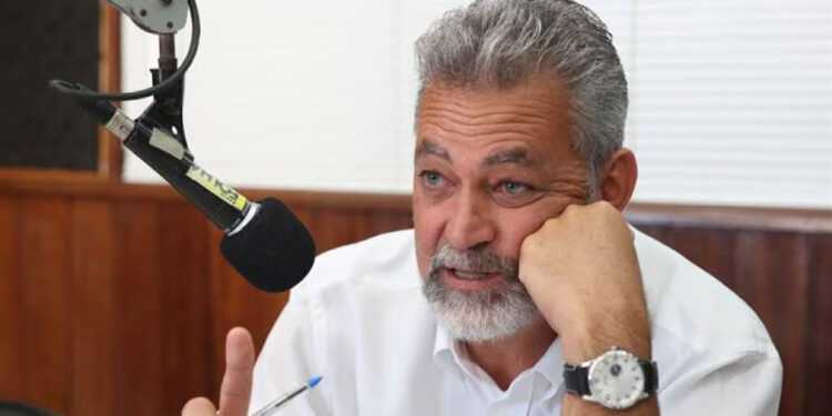 Evandro Avelar deixa a pasta de Mobilidade do Governo Raquel Lira