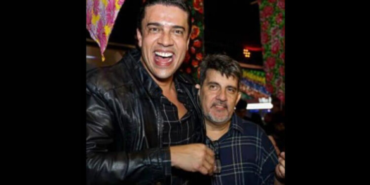 Ligações perigosas unem Rodrigo Pinheiro e Léo Bulhões (dir.)