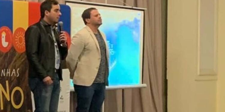 Presidente da Empetur, Eduardo Loyo discursa durante lançamento do roadshow