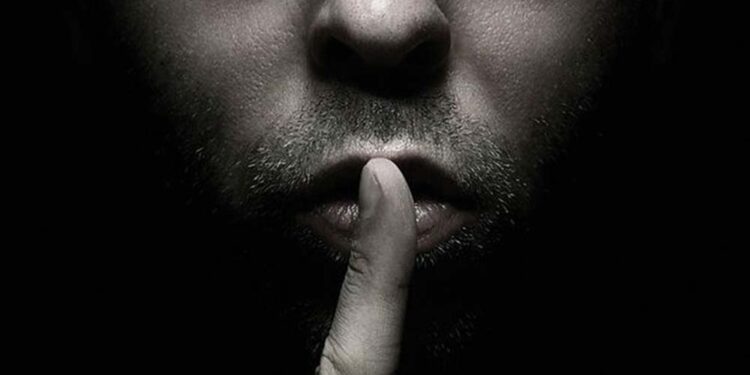 João Campos evita comentar sobre possíveis 'conflitos de interesses'