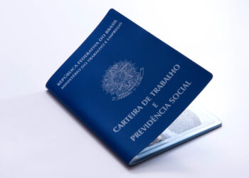 Número de carteiras de trabalho assinadas cresceu em Pernambuco e no Recife