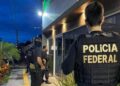 Agentes da Polícia Federal durante operação