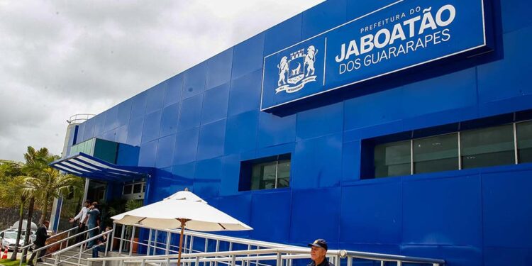 Prefeitura de Jaboatão vai pagar mais de R$ 2 milhões para instituto fazer consultoria