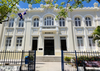 Câmara Municipal do Recife dividiu licitação para comora de material hidráulico e elétrico em cinco lotes