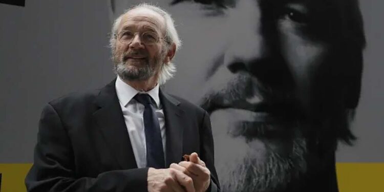 John Shipton Assange vai estar na Alepe dia 1º de setembro