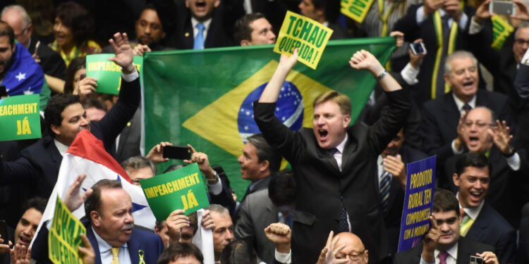 Quais foram as razões reais por trás do processo de impeachment de Dilma Rousseff?