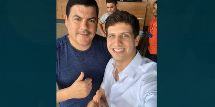 Os prefeitos Noé Magalhães e João Campos, os dois do PSB