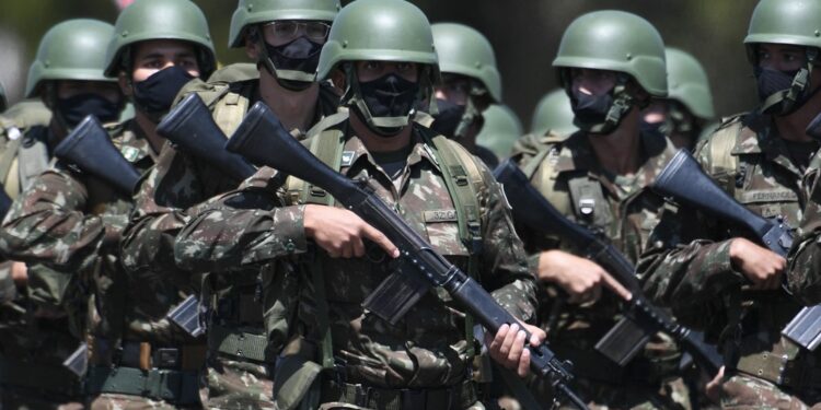 DF - Brasilia - 8/25/2021 - BRASILIA, SOLDIER'S DAY - Military personnel from the Brazilian Army will parade this Wednesday, August 25, during the ceremony for the soldier's day. Photo: Mateus Bonomi/AGIF (Photo by Mateus Bonomi / AGIF / AGIF via AFP)