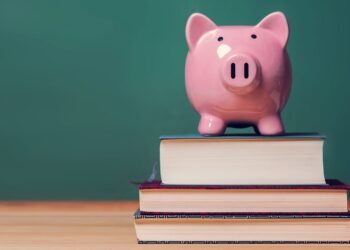 Farra da Fenelivros causou problemas para Raquel Lyra