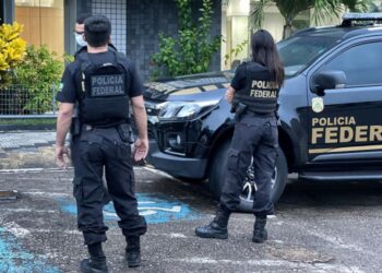 Polícia Federal cumpre mandato em operação