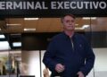 Ex-presidente Jair Bolsonaro precisou ser internado novamente, desta vez em Brasília, mas já recebeu alta