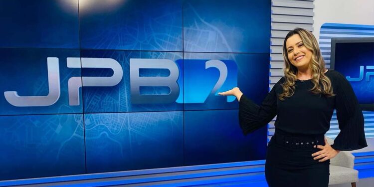 Globo demite apresentadora que reclamou do desleixo de cidade com os animais