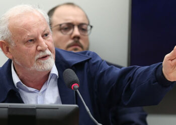 João Pedro Stédile deve ficar fora de relatório da CPI.