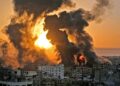 Movimento islâmico diz ter disparado mais de 5 mil foguetes. Em reação, caças bombardeiam alvos na Faixa de Gaza. Foto: Youssef Massoud/AFP