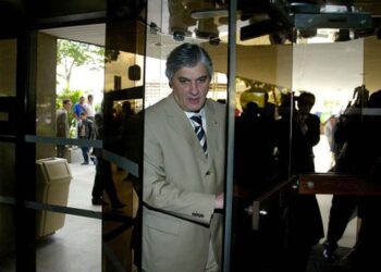 Delcidio foi condenado em 2ª instância e terá que indenizar Lula