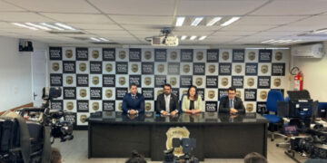 Operação que aconteceu nesta quarta-feira (25), cumpriu 49 mandados de prisão preventiva, sendo 17 em presídios do Estado.