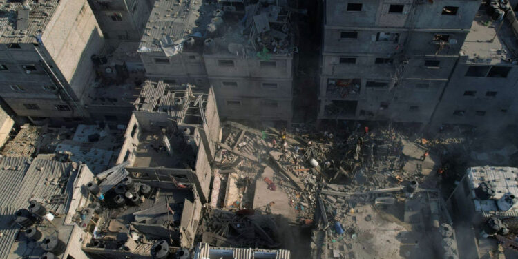 A Faixa de Gaza é alvo de constante bombardeios após ofensiva do Hamas em território Israelense.