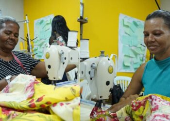 Empreendedores receberam incentivo de R$ 2.400 reais.