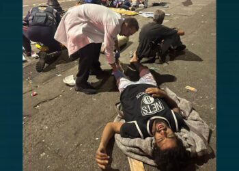 Feridos recebem os primeiros socorros no local. Foto: Arquivo pessoal