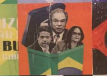 Arthur Lira, Damares Alves e Paulo Guedes, numa lata de lixo em exposição da CEF em Brasília