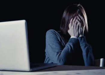 75% das vítimas de violência na internet são mulheres