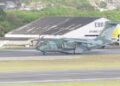 Avião com brasileiros que estavam em Israel pousa no Recife — Foto: Reprodução/TV Globo