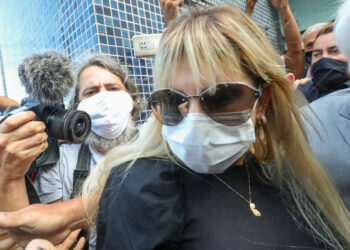 Sari Corte Real deixou o menino Miguel, de cinco anos, sozinho no elevador do prédio onde mora, no centro do Recife.