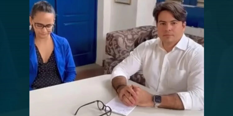 Vice-prefeito de Olinda suspende atividades de atendimento ao público devido a dispensa de cargos comissionados.