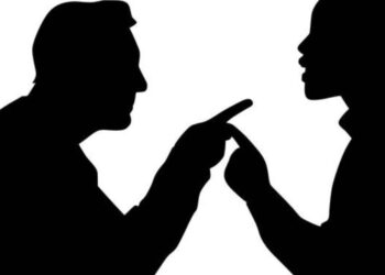 Tensões entre o Senado e o Supremo Tribunal Federal aumentam em meio a debates sobre PEC.