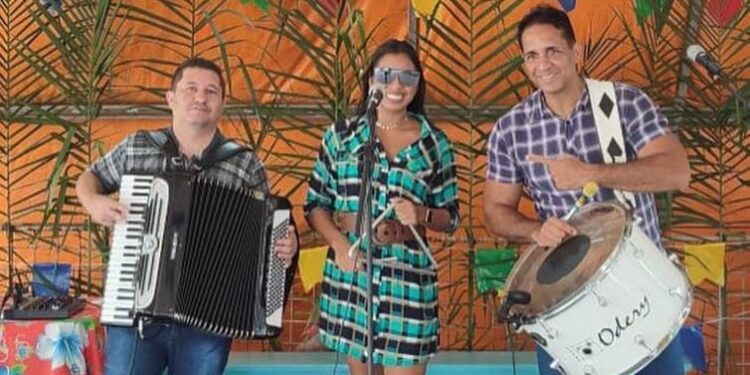 Alexandre Neto (esq.) e o Rilmar Nascimento (dir.), tocavam juntos.