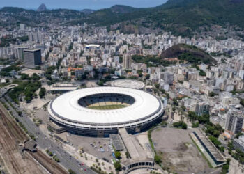 Conmebol convoca dirigentes de clubes para reunião visando prevenir violência entre torcedores.