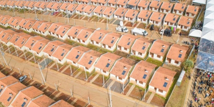 Governo considera ampliar o programa Minha Casa, Minha Vida para famílias da classe média.