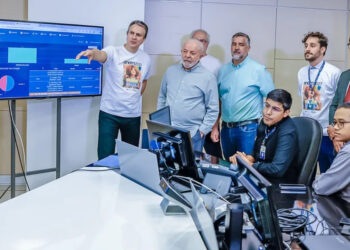 Lula visita o Inep, em Brasília, no primeiro dia da prova do Enem de 2023.