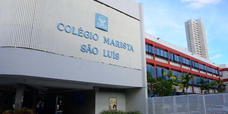 Colégio Marista São Luís, no bairro das Graças, Recife