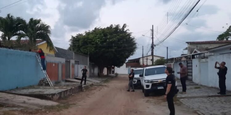 Foram realizados mandados de busca e apreensão no Recife-PE e em João Pessoa-PB