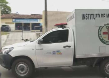 Aluno foi morto a tiros na quadra da Escola de Referência José Rodrigues de Carvalho, no Cabo de Santo Agostinho