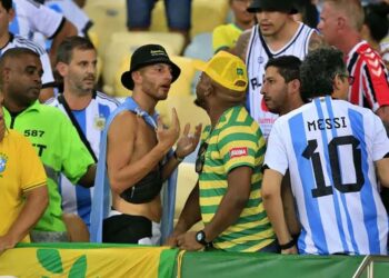 Pancadaria no Maracanã mancha o clássico e a imagem do futebol brasileiro