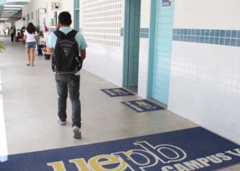 Professor denunciado atua no curso de relações internacionais, no campus V da UEPB, em João Pessoa