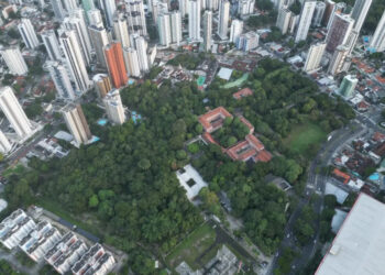 Prefeito e Secretário alertados pelo MPPE sobre troca de terrenos no Recife.