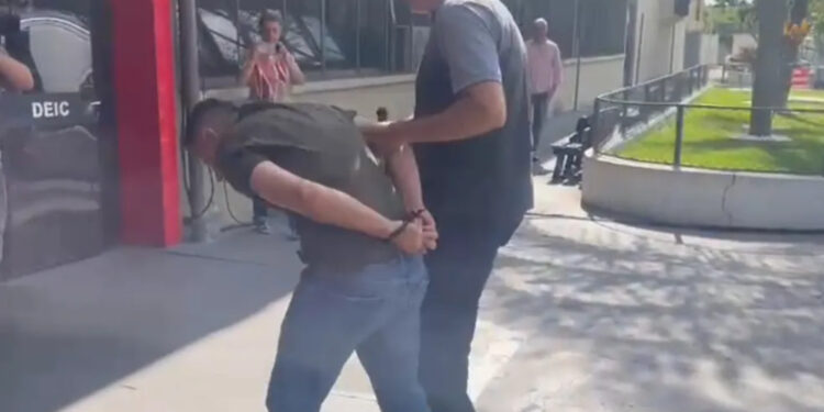 Engenheiro responsável pelo furto milionário do Banco Central é preso após 12 anos foragido.