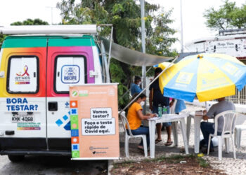 Explosão de casos de Covid-19 em Pernambuco: Aumento de quase 800% em novembro.