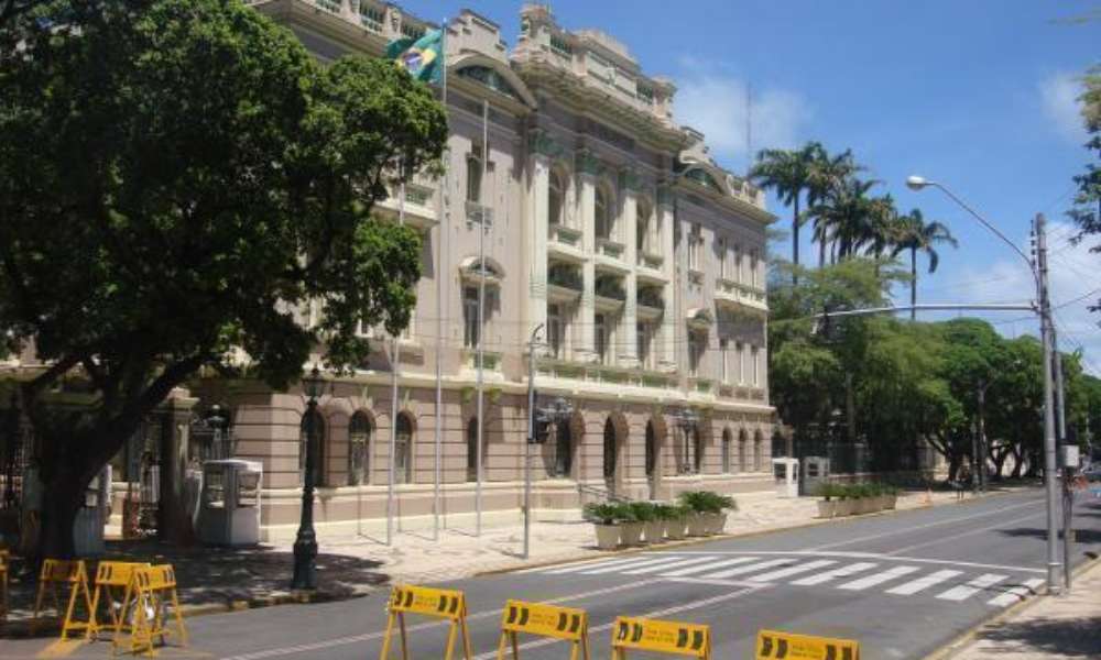 Depois de 8 anos Palácio faz ‘confra’ com a imprensa