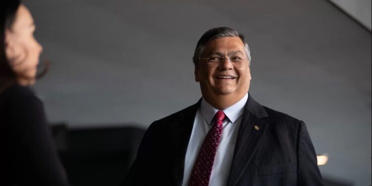 Apesar da eminente aprovação, rejeição deve superar a de Zanin, aponta levantamento