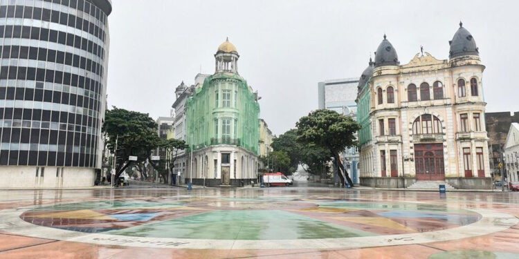 A apresentação foi cancelada devido às condições climáticas adversas.