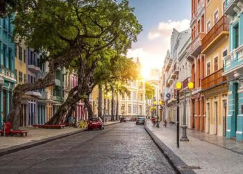 Recife está entre cidades mais procuradas por turistas