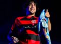 Nattan no show de Réveillon em Copacabana, o último antes da pausa na carreira