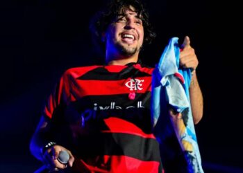 Nattan no show de Réveillon em Copacabana, o último antes da pausa na carreira